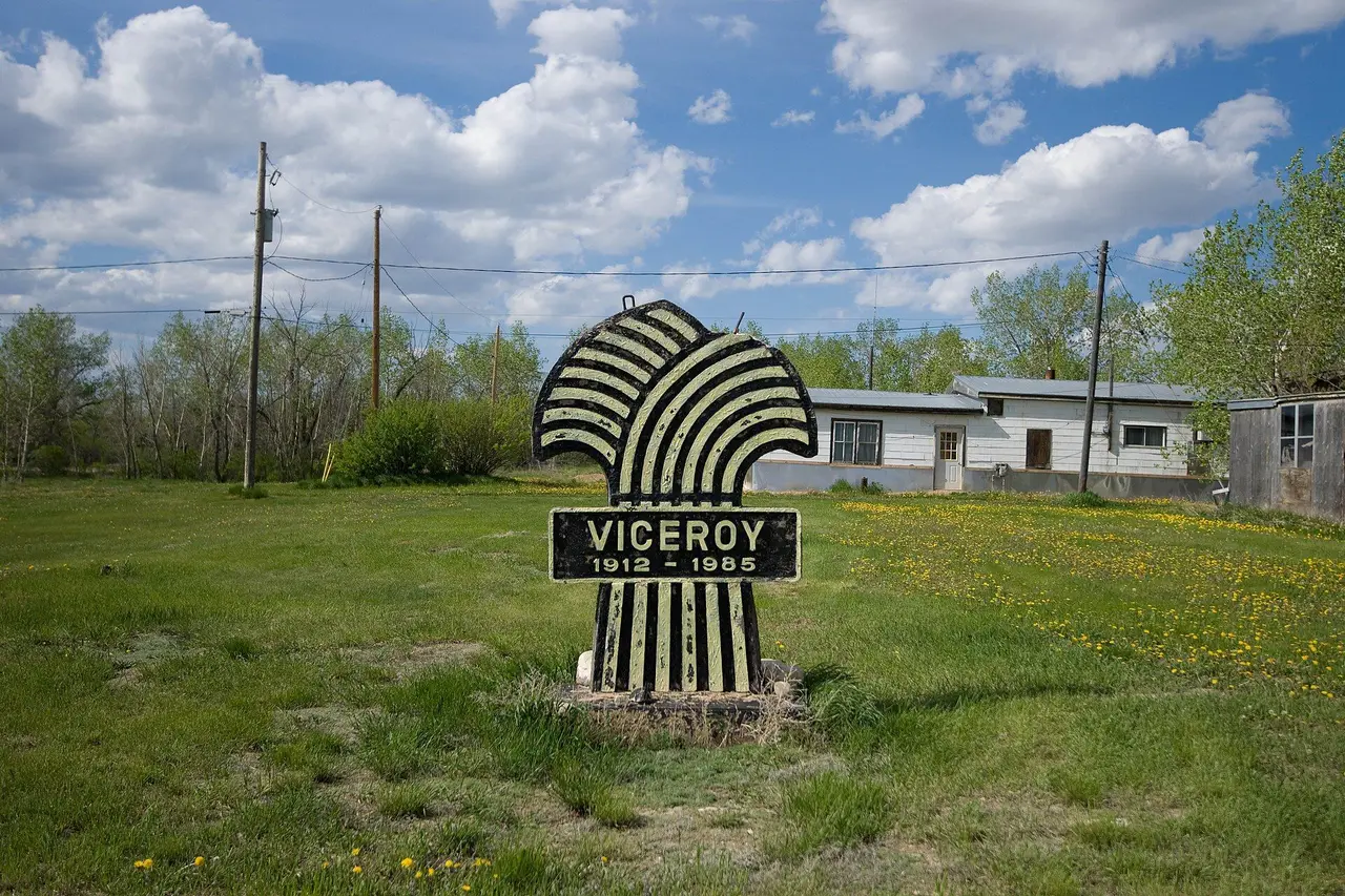 Viceroy wheat sheaf sign, 2009